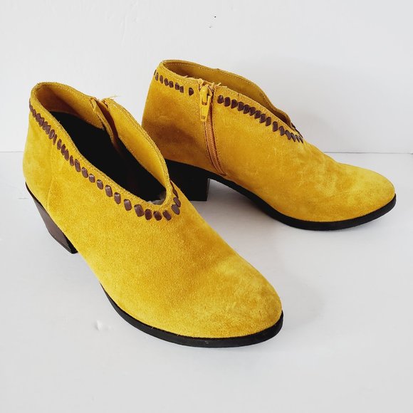 BUENO Genuine Leather Suede Mustard Yellow Boho Booties - Picture 3 of 11
